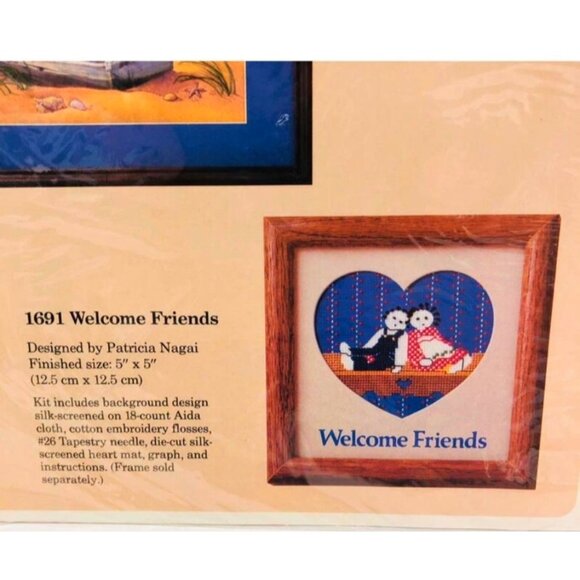 The Creative Circle 1691 Welcome Friends Cross-Stitch Kit 5"x5" - Picture 2 of 3